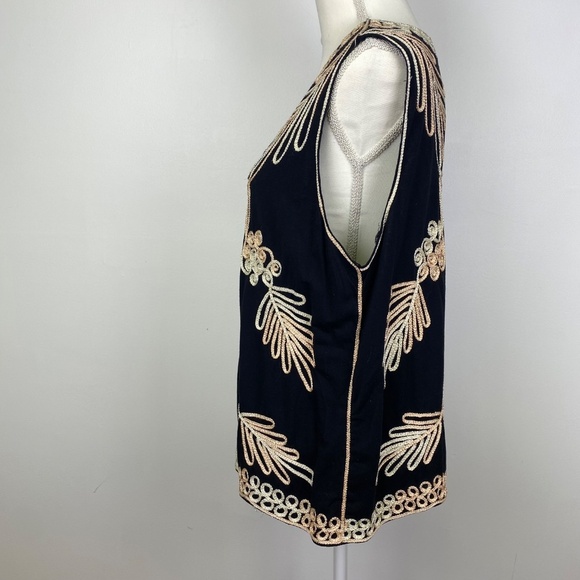 Vintage Embroidered Flowy Tank Top Blouse - Picture 3 of 9